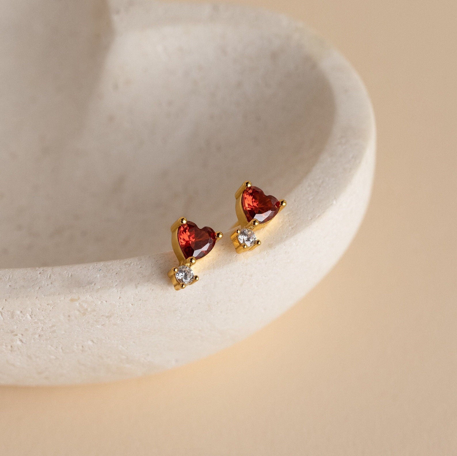 Romantic Elegance: Garnet Heart Drop Stud Earrings 18K Gold